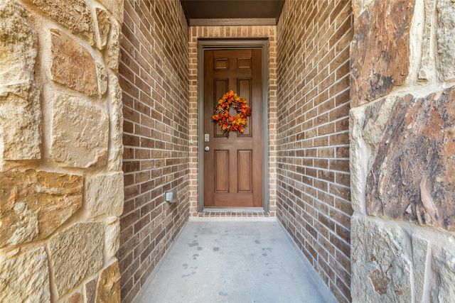 a view of a door and an outdoor space