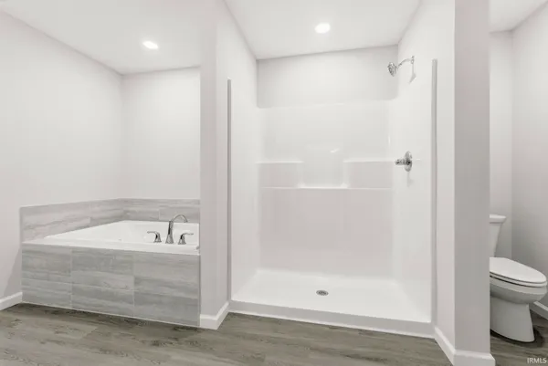 $379,900 | 303 Latigo Lane, Garrett, IN 46738