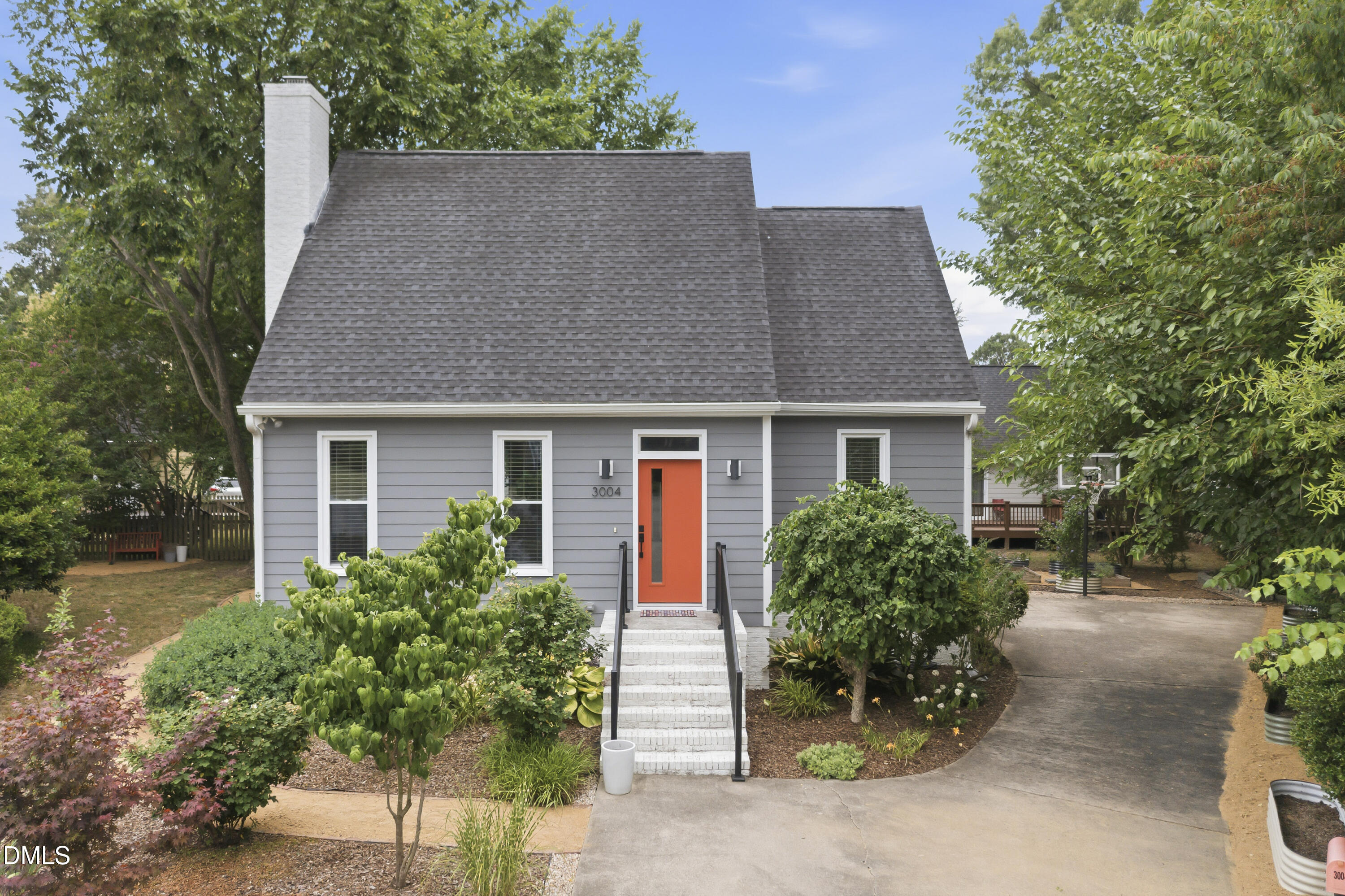 3004 West Annaley Drive Raleigh, NC 27604 - Photo 2 of 44 front view of a house with a yard
