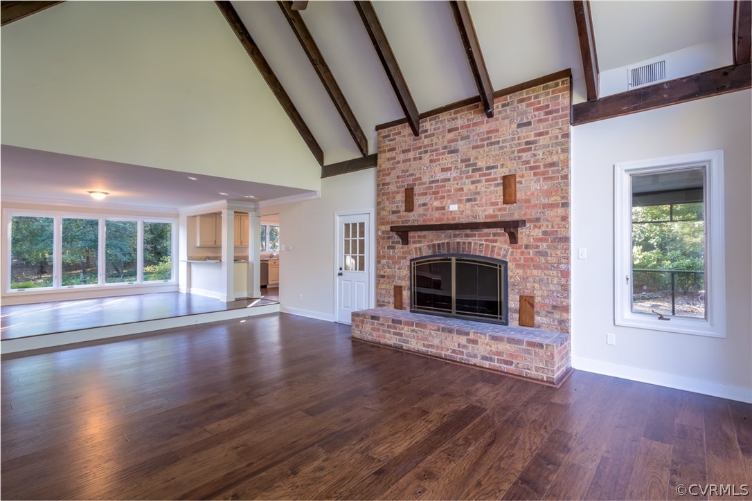 743 Grapevine Road Sandston, VA 23150 - Photo 10 of 50 Great Room with Cathedral Ceilings opening up into