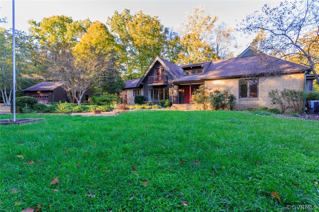 743 Grapevine Road Sandston, VA 23150 - Photo 2 of 50 Private Cottage in the woods with detached Garage&