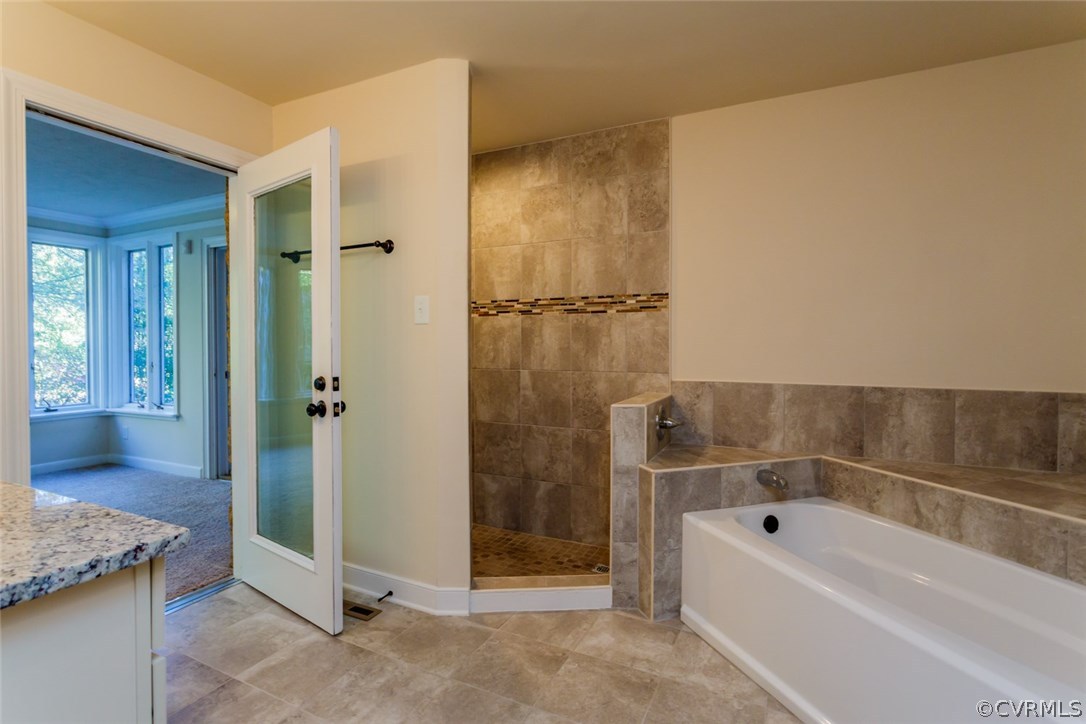 743 Grapevine Road Sandston, VA 23150 - Photo 27 of 50 Master Bath
