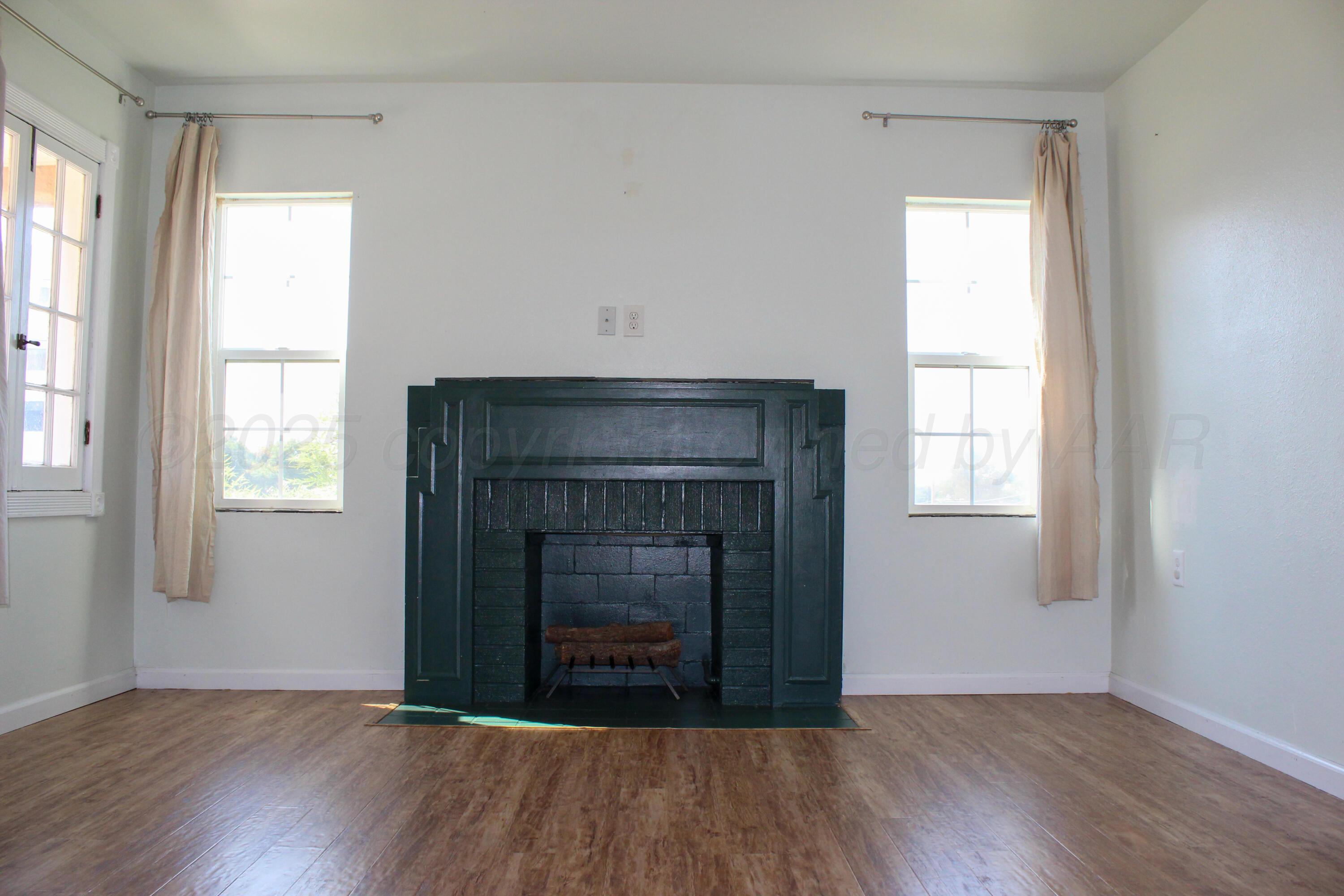 601 Coble Street Borger, TX 79007 - Photo 8 of 15 Photo Aug 22 2025, 11 08 11 PM