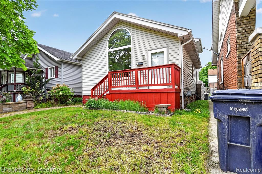 26 Perrin Street River Rouge, MI 48218 - Photo 2 of 26