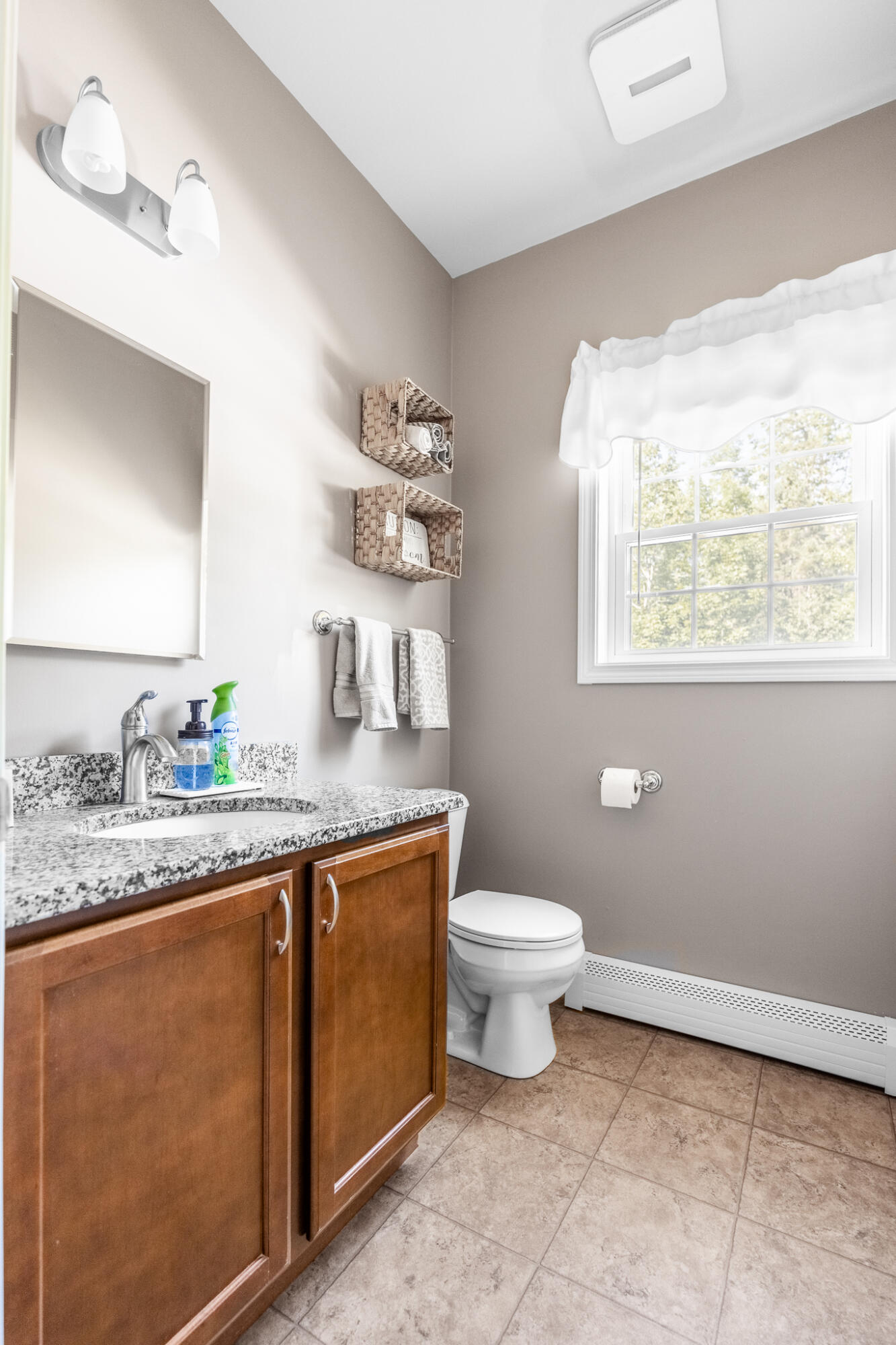 82 Grant Road Orono, ME 04473 - Photo 21 of 41 Grant Rd Interiors-4