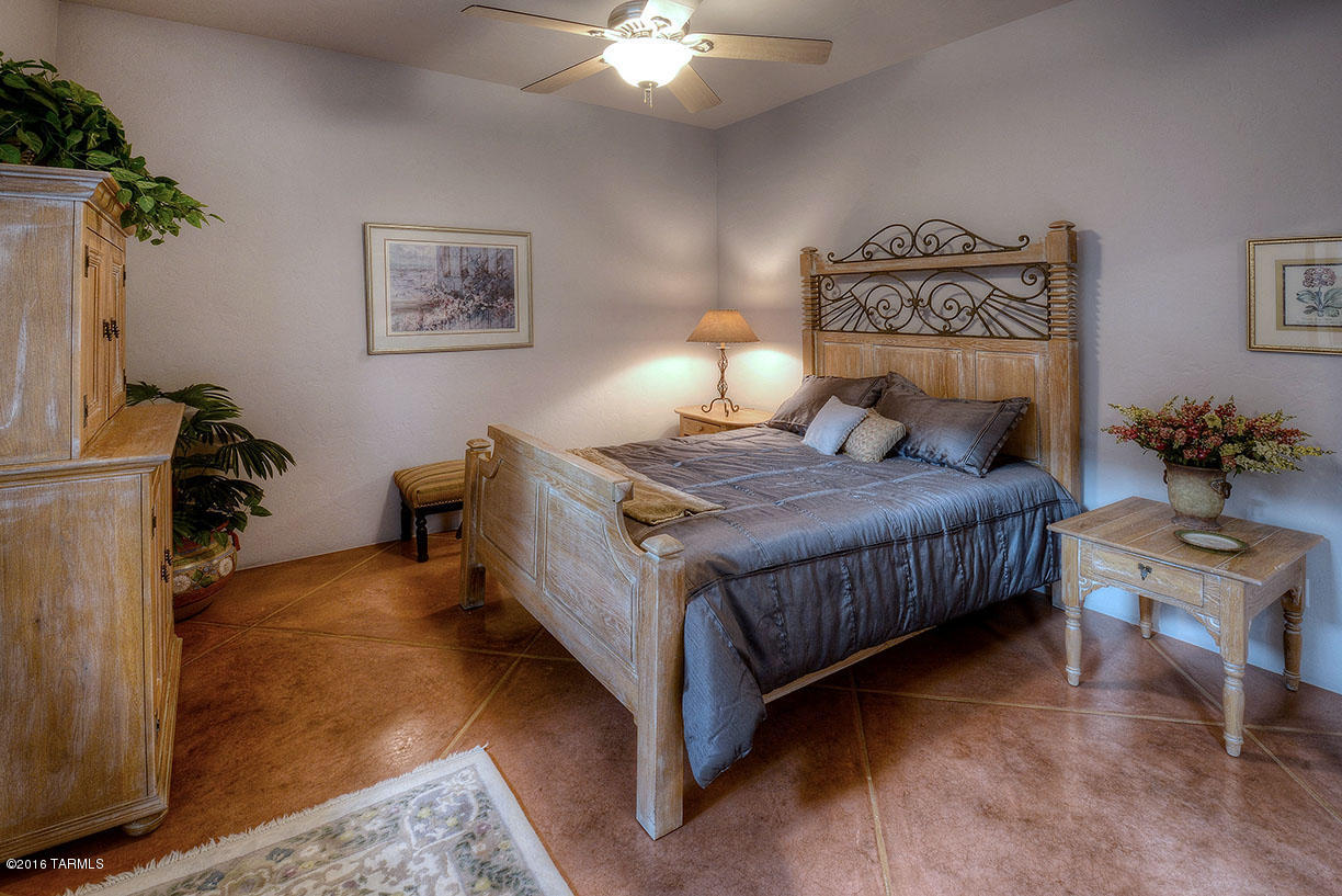 3911 East Ina Road Tucson, AZ 85718 - Photo 11 of 25