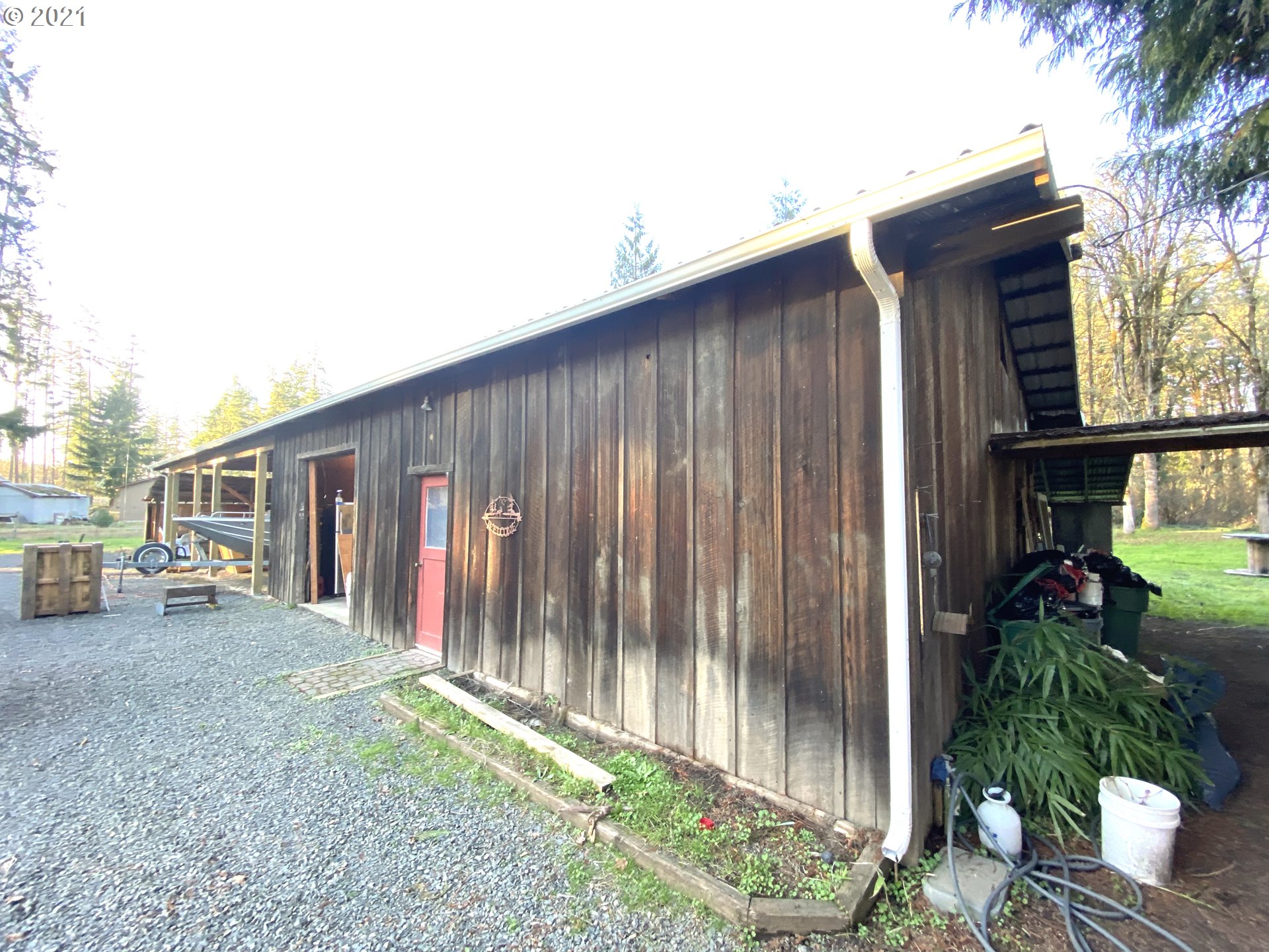 34881 Mathews Road Eugene, OR 97405 - Photo 21 of 28 Gallery Image 21