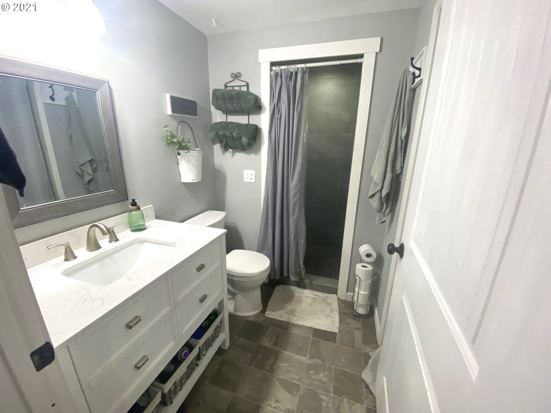 34881 Mathews Road Eugene, OR 97405 - Photo 10 of 28 Gallery Image 10