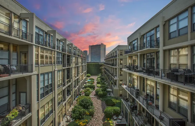 $399,000 | 900 North Kingsbury Street, Unit 835, Chicago, IL 60610