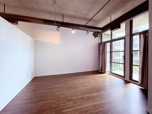 $399,000 | 900 North Kingsbury Street, Unit 835, Chicago, IL 60610