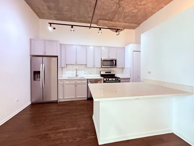 $399,000 | 900 North Kingsbury Street, Unit 835, Chicago, IL 60610