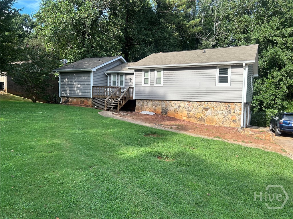 127 Meadow Ridge Drive Stockbridge, GA 30281 - Photo 3 of 38