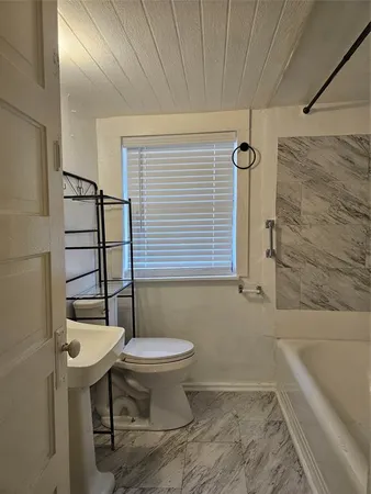 $1,650 | 1006 Grandview Avenue, Dallas, TX 75223