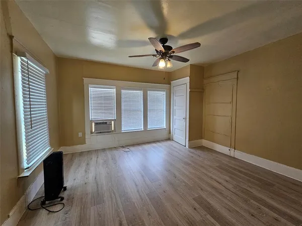 $1,650 | 1006 Grandview Avenue, Dallas, TX 75223
