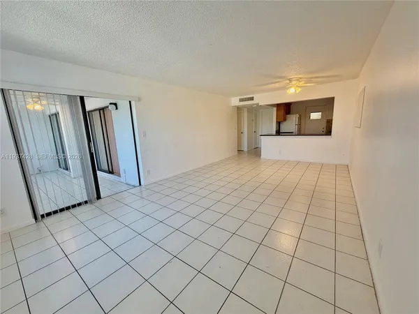 $1,850 | 2320 South Cypress Bend Drive, Unit 305, Pompano Beach, FL 33069