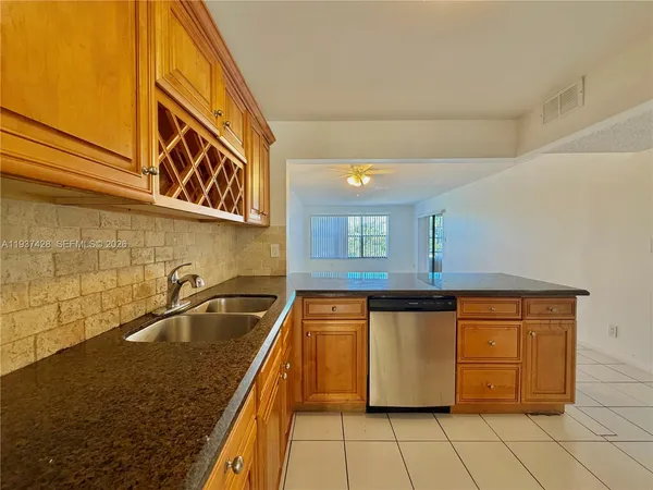 $1,850 | 2320 South Cypress Bend Drive, Unit 305, Pompano Beach, FL 33069