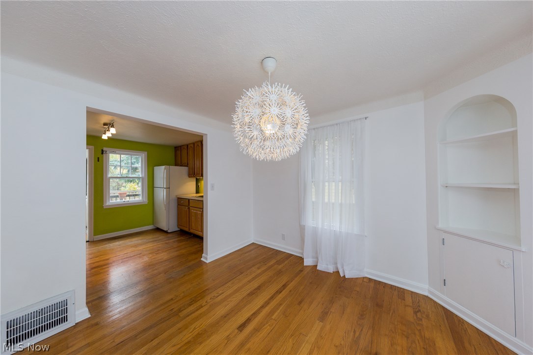 1191 Sylvania Road Cleveland Heights, OH 44121 - Photo 5 of 25
