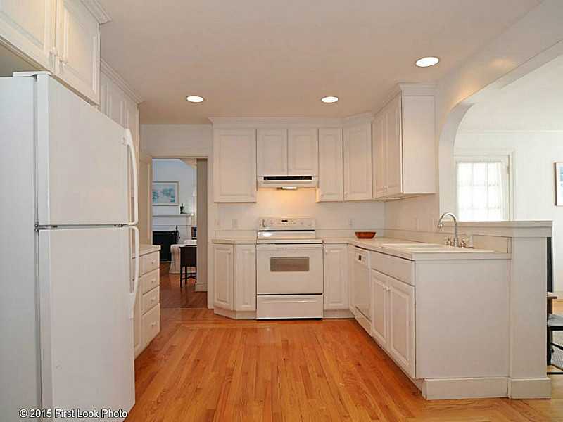 7 Upland Road Westerly, RI 02891 - Photo 6 of 22 Kitchen.