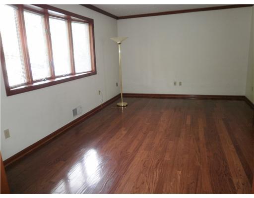 321 Ritter Road South Sewickley, PA 15143 - Photo 3 of 15 Living Room.