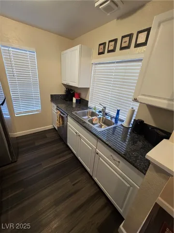 $1,550 | 4878 Nara Vista Way, Unit 104, Las Vegas, NV 89103