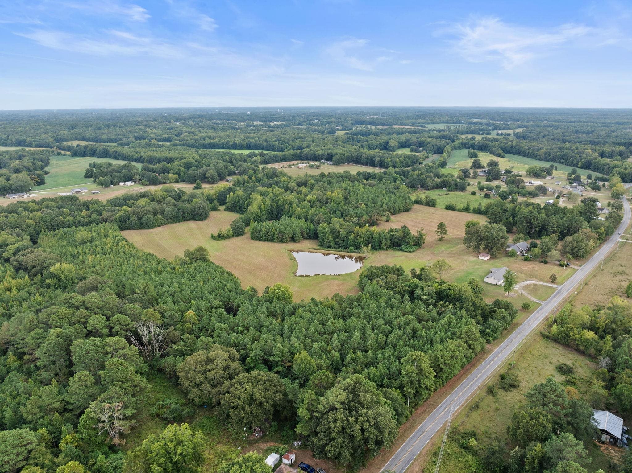 116 County Road 713 Corinth, MS 38834 - Photo 11 of 40 a view of a city from a balcony