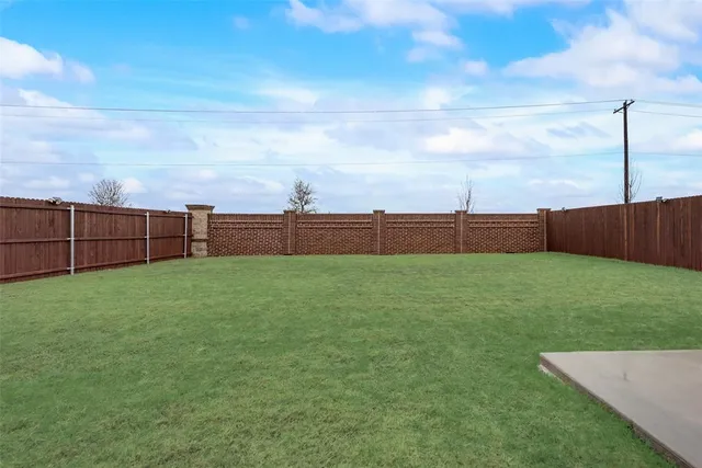 $2,600 | 11109 Rockchapel Drive, Fort Worth, TX 76052