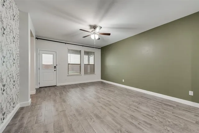 $2,600 | 11109 Rockchapel Drive, Fort Worth, TX 76052