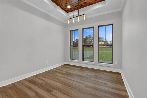 $405,000 | 60 Bluegill Drive, Shepherd, TX 77371