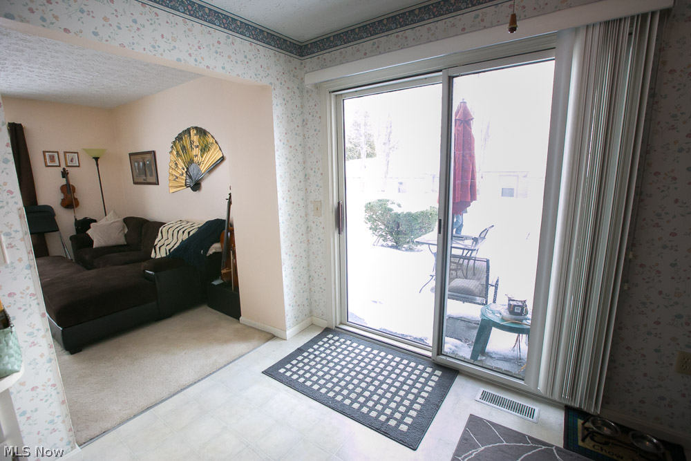 2500 Cleveland Road, Unit 401 Wooster, OH 44691 - Photo 6 of 10 Gallery Image 6