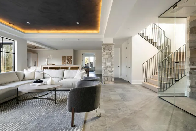 $2,995,000 | 2045 Bridgevine Court, Independence, MN 55359