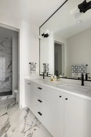 $2,995,000 | 2045 Bridgevine Court, Independence, MN 55359