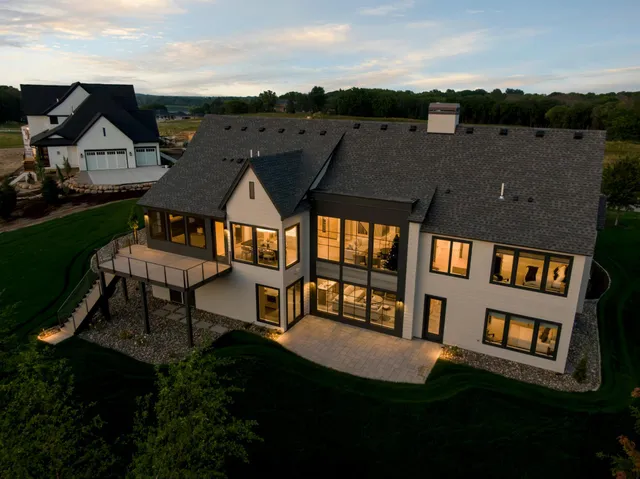 $2,995,000 | 2045 Bridgevine Court, Independence, MN 55359