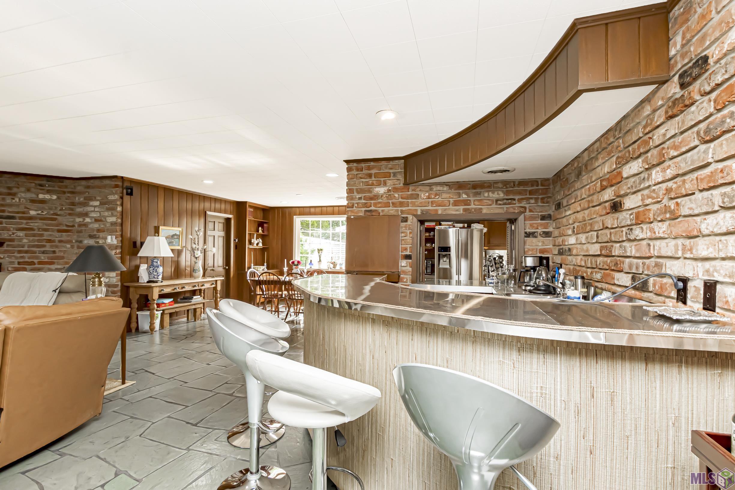2933 Myrtle Avenue Baton Rouge, LA 70806 - Photo 6 of 35 Gallery Image 6