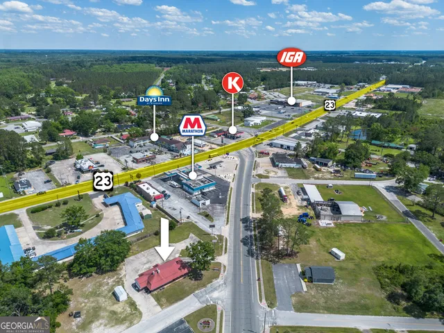 an outdoor space with lots of stuff and plants