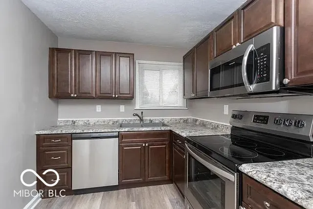 $150,000 | 3755 North Hawthorne Lane, Indianapolis, IN 46218