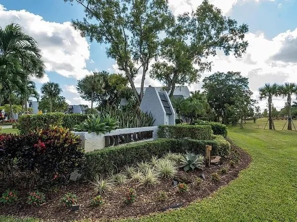 $3,000 | 4228 Deste Court, Lake Worth, FL 33467