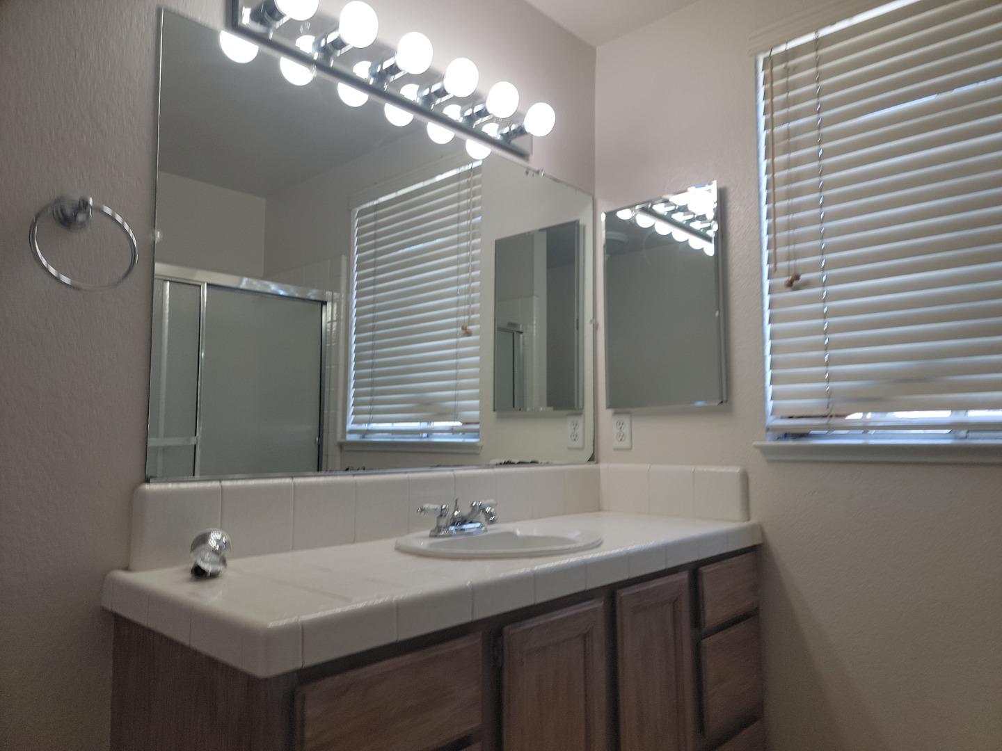 415 Rico Street Salinas, CA 93907 - Photo 4 of 50 Gallery Image 4
