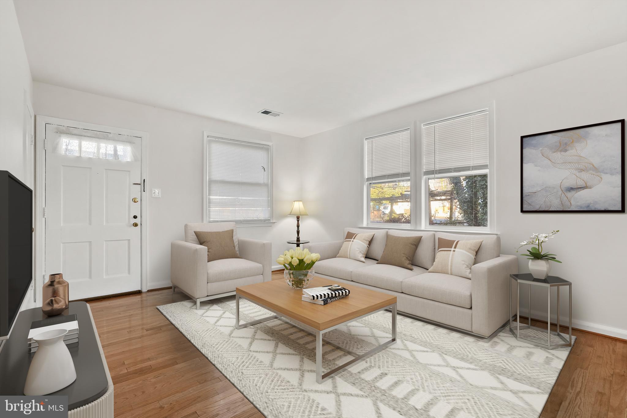 3252 Wayne Road Falls Church, VA 22042 - Photo 3 of 67 Gallery Image 3
