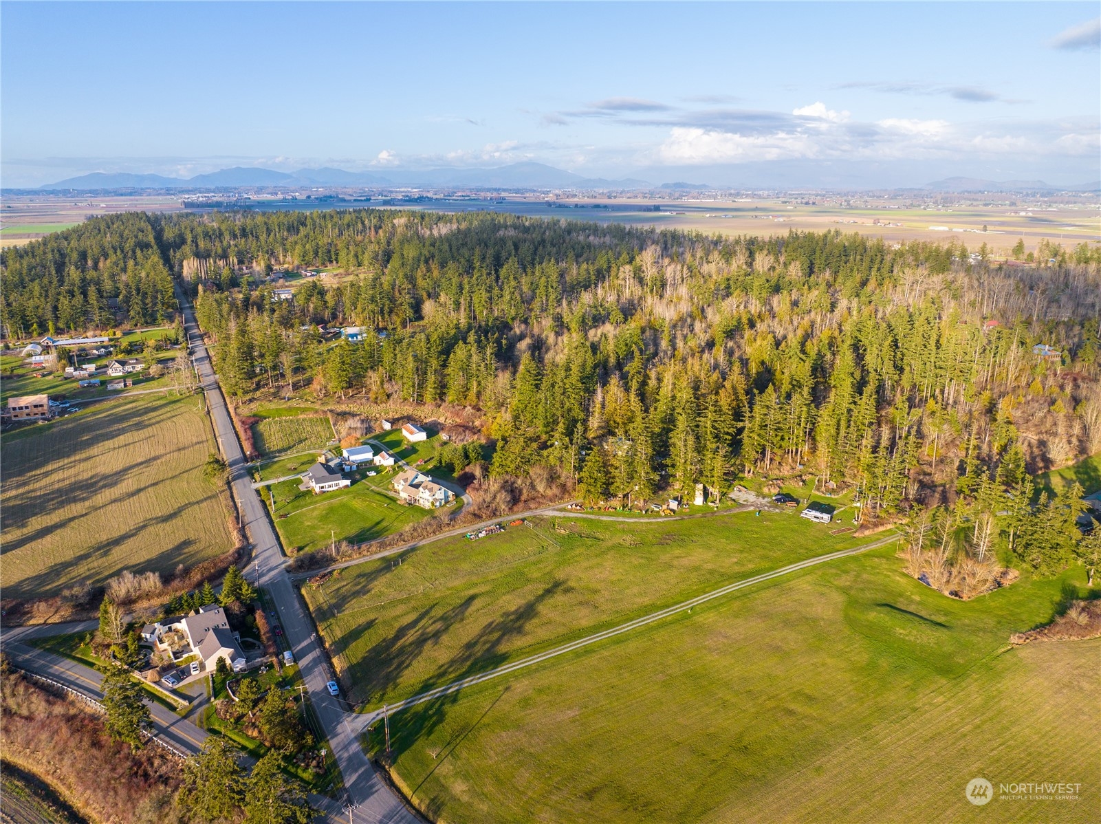 18743 Valentine Road Mount Vernon, WA 98273 - Photo 12 of 19 Gallery Image 12