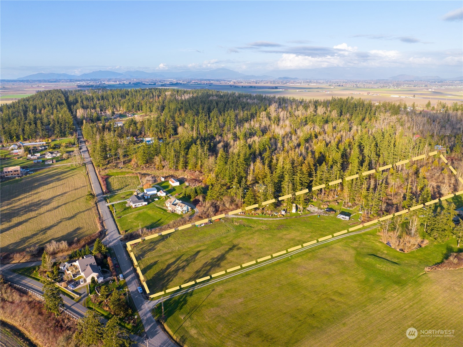 18743 Valentine Road Mount Vernon, WA 98273 - Photo 2 of 19 Gallery Image 2