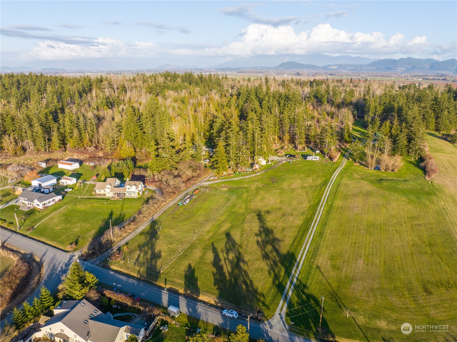 18743 Valentine Road Mount Vernon, WA 98273 - Photo 7 of 19 Gallery Image 7