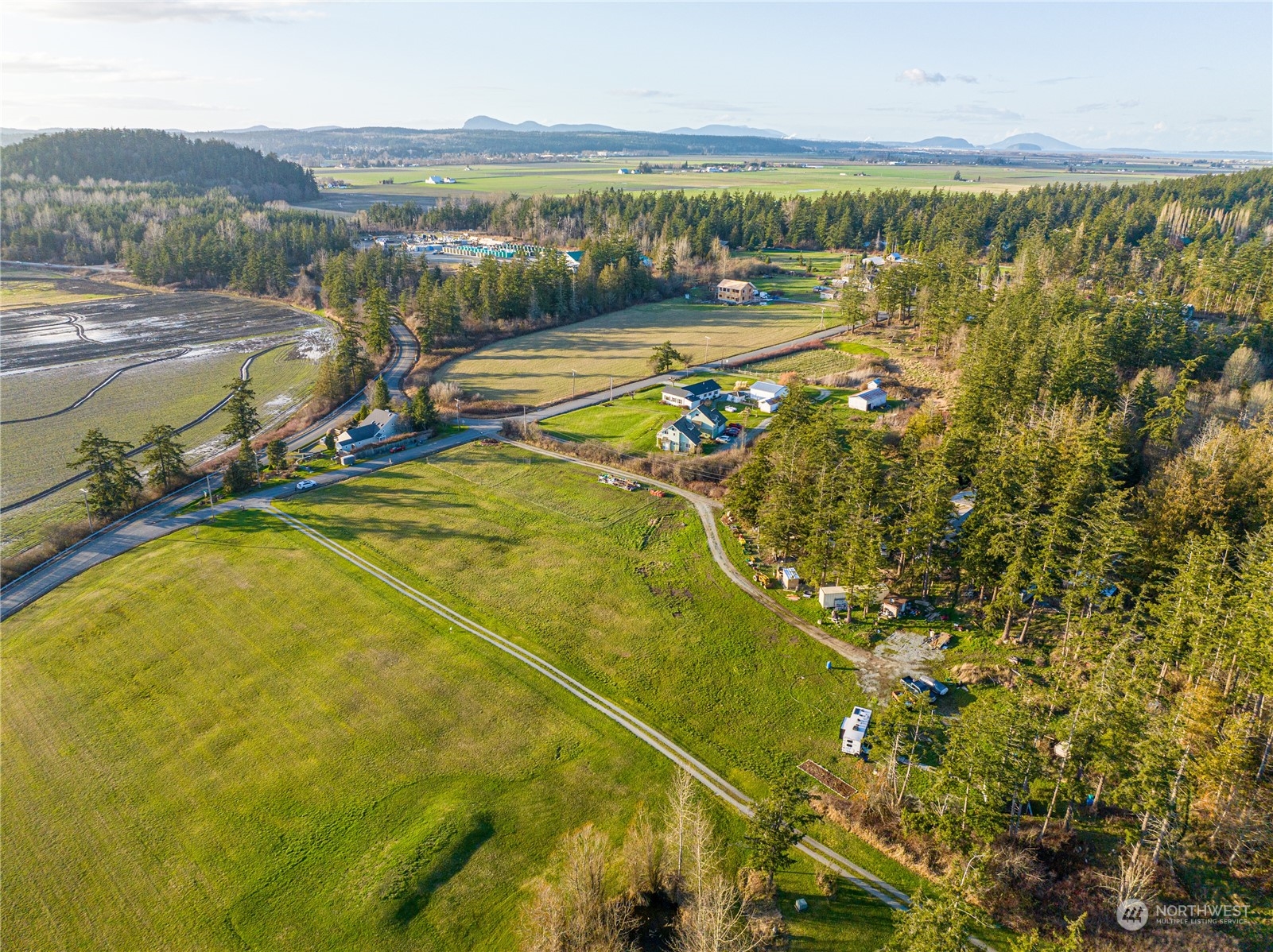 18743 Valentine Road Mount Vernon, WA 98273 - Photo 10 of 19 Gallery Image 10