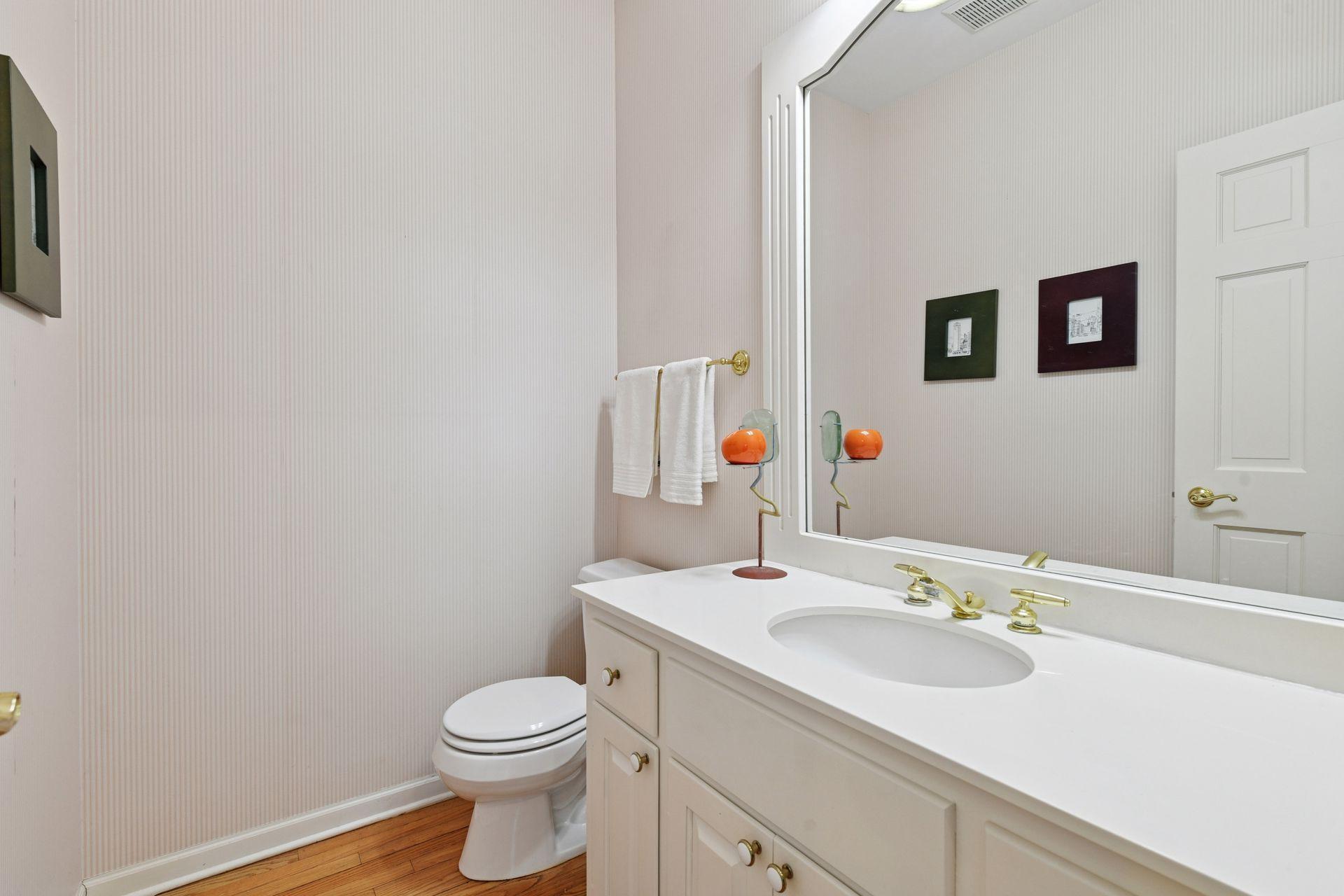 103 Edgewood Court Wayzata, MN 55391 - Photo 22 of 33