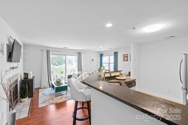 $238,000 | 525 North Graham Street, Unit 2F, Charlotte, NC 28202