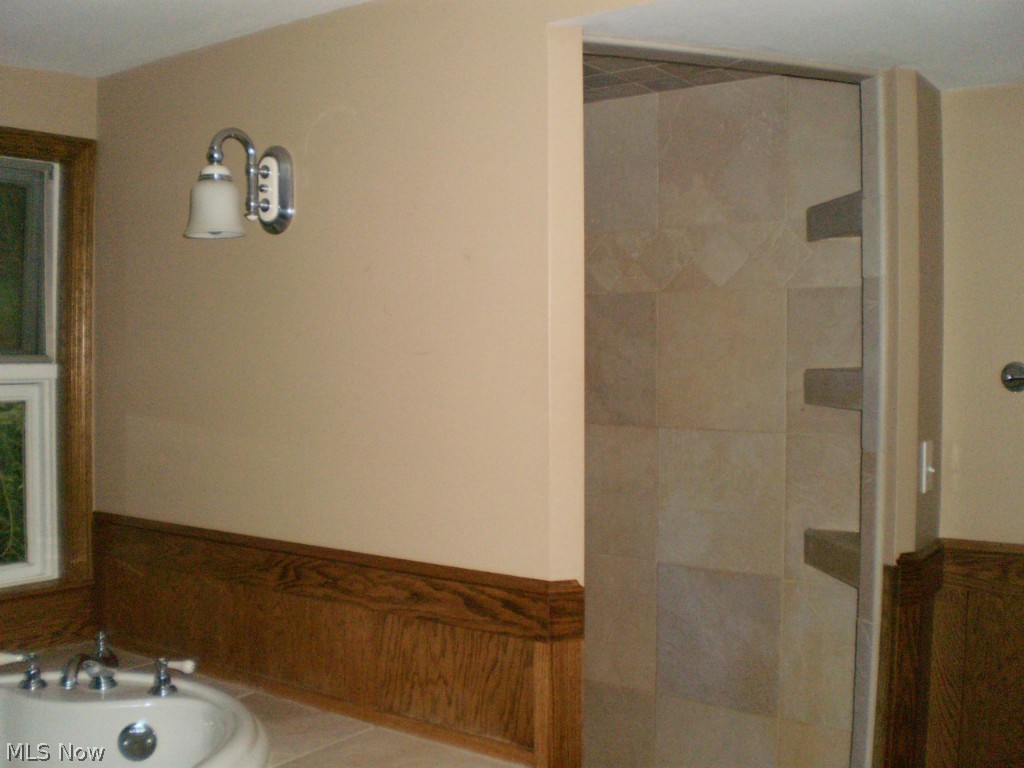 9232 Wilson Mills Road Chesterland, OH 44026 - Photo 16 of 25