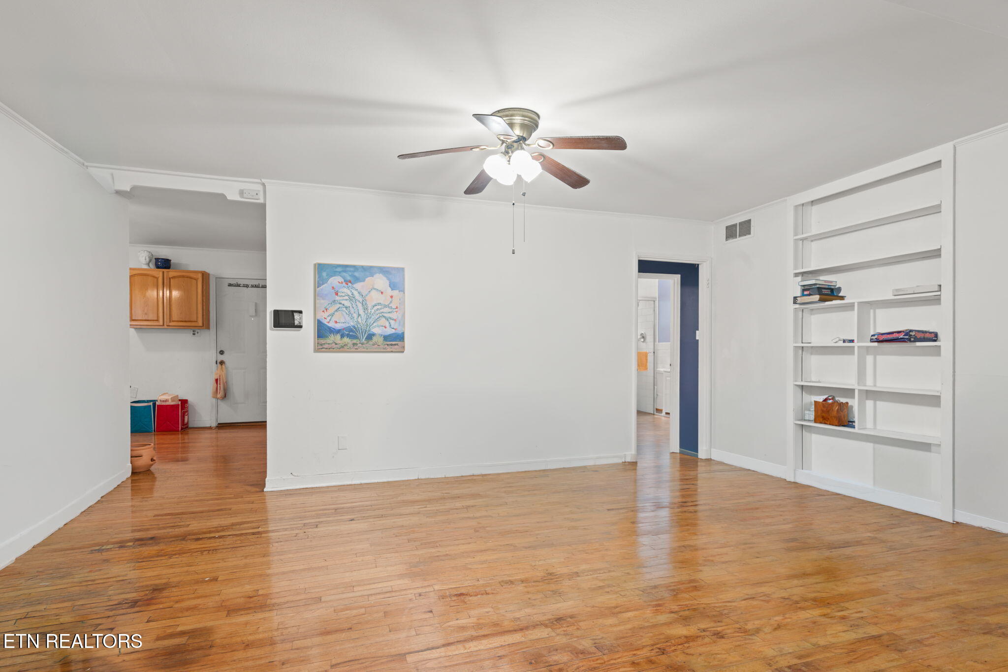 109 Albany Road Oak Ridge, TN 37830 - Photo 12 of 29 9-web-or-mls-109 Albany-4359(1)-Edit
