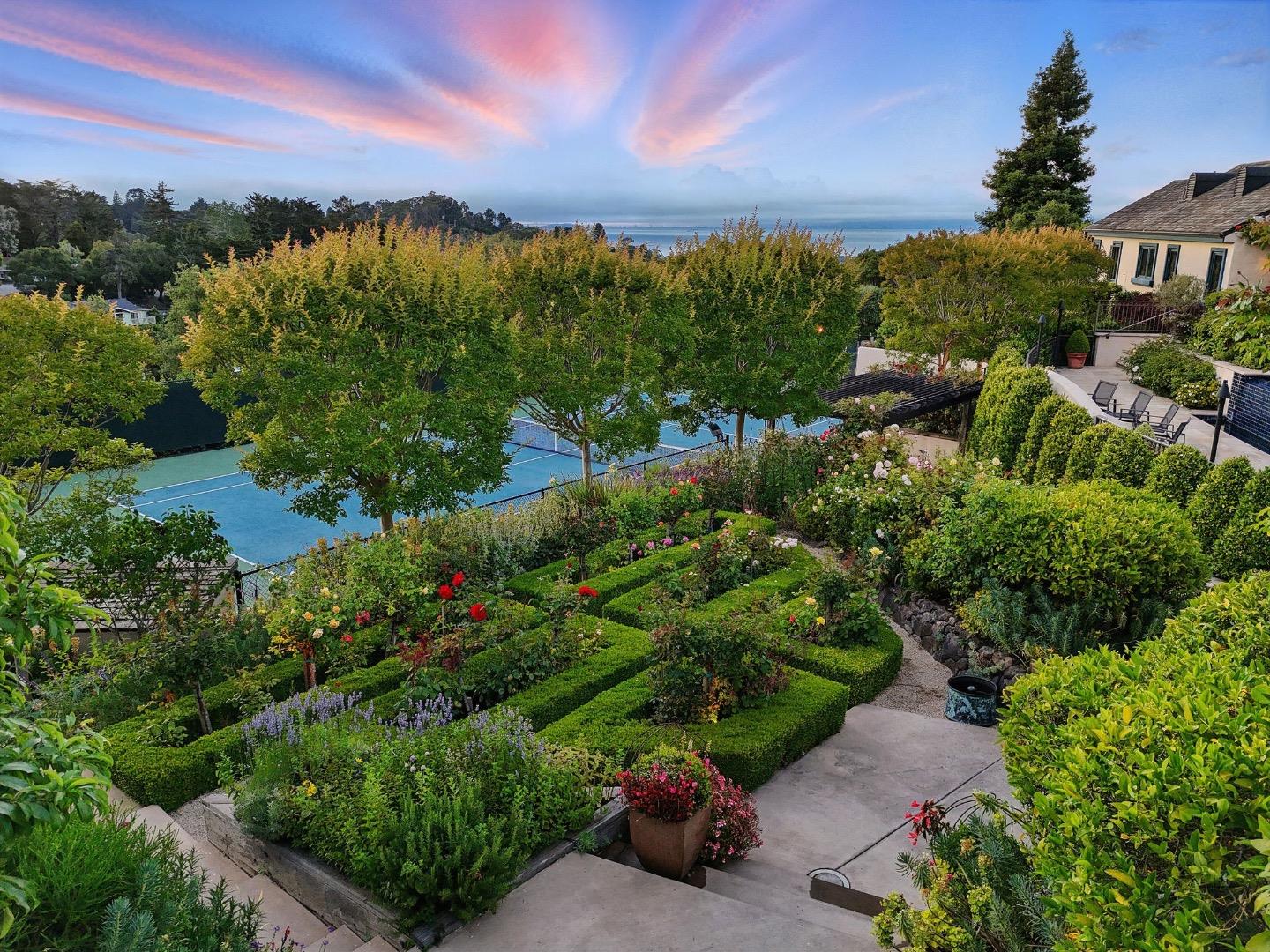 1600 Marlborough Road Hillsborough, CA 94010 - Photo 12 of 111