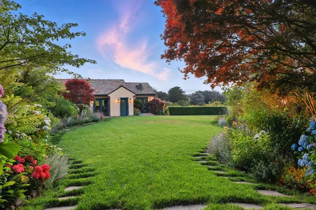 $16,180,000 | 1600 Marlborough Road, Hillsborough, CA 94010