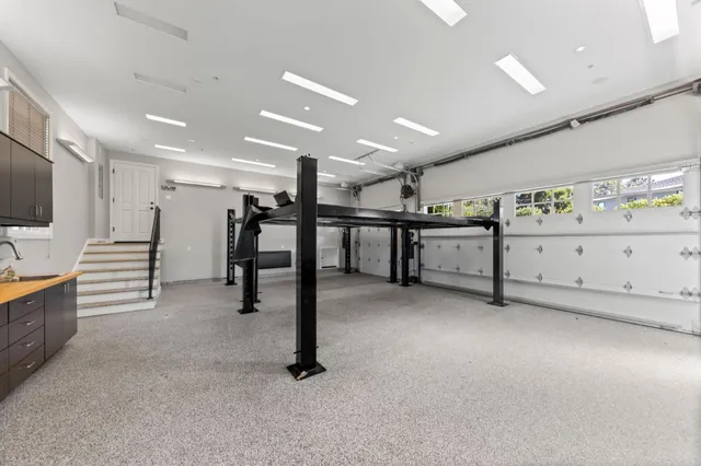 $16,180,000 | 1600 Marlborough Road, Hillsborough, CA 94010