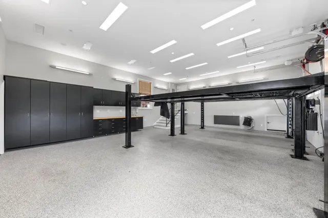 $16,180,000 | 1600 Marlborough Road, Hillsborough, CA 94010